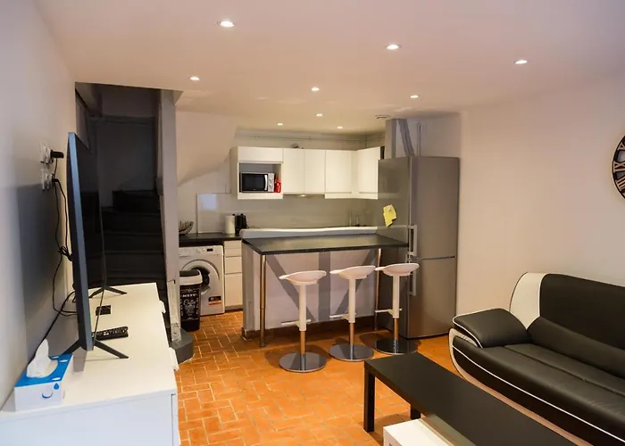Maison De Ville Calme Rouen St.Paul 2Ch Proche Chu